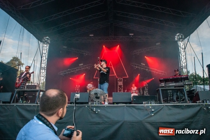 Zdjęcie w galerii na portalu naszraciborz.pl: Koncert Afromental na Dni Raciborza 2017 wiadomości z regionu