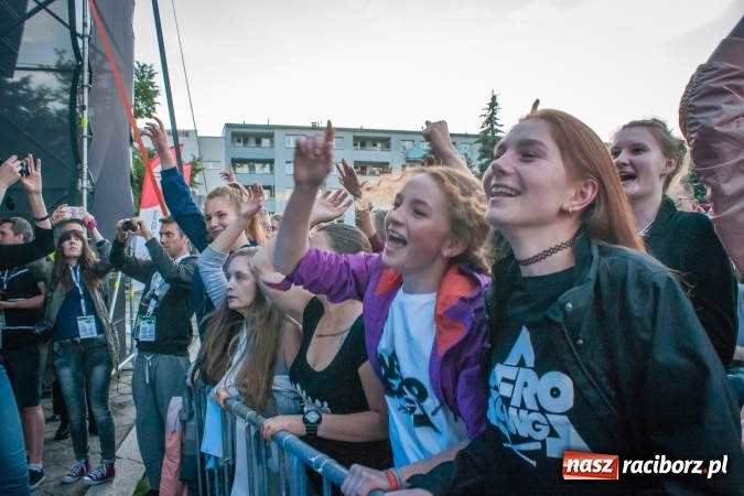 Zdjęcie w galerii na portalu naszraciborz.pl: Koncert Afromental na Dni Raciborza 2017 wiadomości z regionu