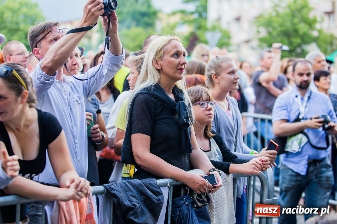 Zdjęcie w galerii na portalu naszraciborz.pl: Dni Raciborza 2017. Koncert zespołu IRA wiadomości z regionu