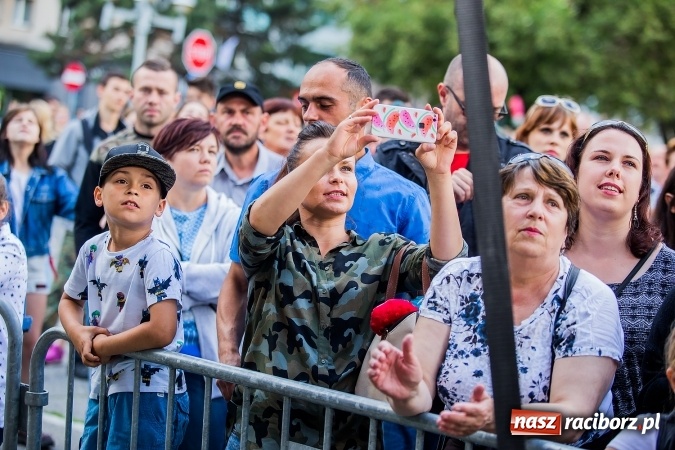 Zdjęcie w galerii na portalu naszraciborz.pl: Dni Raciborza 2017. Koncert zespołu IRA wiadomości z regionu