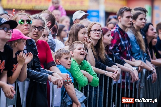 Zdjęcie w galerii na portalu naszraciborz.pl: Dni Raciborza 2017. Koncert zespołu IRA wiadomości z regionu