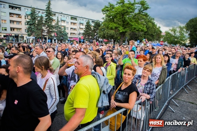 Zdjęcie w galerii na portalu naszraciborz.pl: Dni Raciborza 2017. Koncert zespołu IRA wiadomości z regionu