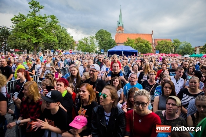 Zdjęcie w galerii na portalu naszraciborz.pl: Dni Raciborza 2017. Koncert zespołu IRA wiadomości z regionu
