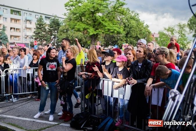 Zdjęcie w galerii na portalu naszraciborz.pl: Dni Raciborza 2017. Koncert zespołu IRA wiadomości z regionu