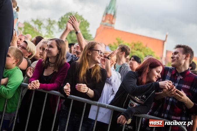 Zdjęcie w galerii na portalu naszraciborz.pl: Dni Raciborza 2017. Koncert zespołu IRA wiadomości z regionu