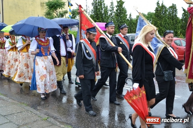 Zdjęcie w galerii na portalu naszraciborz.pl: Tworków. Wspomnienie 200. rocznicy urodzin ks. dra Augustyna Weltzla wiadomości z regionu