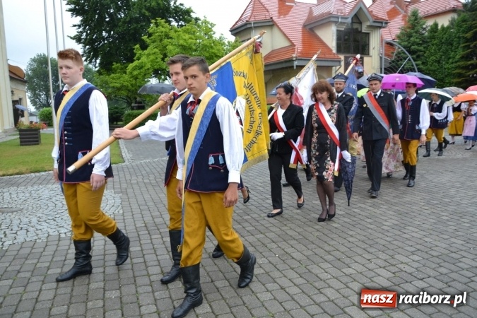 Zdjęcie w galerii na portalu naszraciborz.pl: Tworków. Wspomnienie 200. rocznicy urodzin ks. dra Augustyna Weltzla wiadomości z regionu
