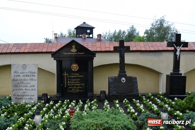 Zdjęcie w galerii na portalu naszraciborz.pl: Tworków. Wspomnienie 200. rocznicy urodzin ks. dra Augustyna Weltzla wiadomości z regionu