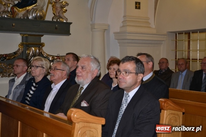 Zdjęcie w galerii na portalu naszraciborz.pl: Tworków. Wspomnienie 200. rocznicy urodzin ks. dra Augustyna Weltzla wiadomości z regionu