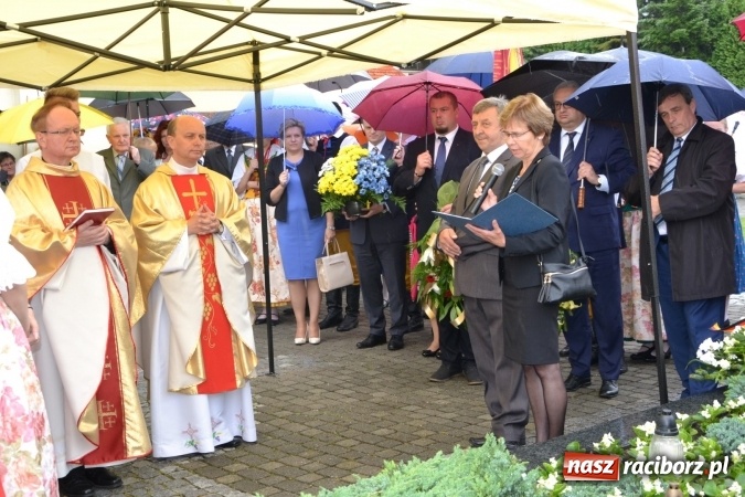 Zdjęcie w galerii na portalu naszraciborz.pl: Tworków. Wspomnienie 200. rocznicy urodzin ks. dra Augustyna Weltzla wiadomości z regionu