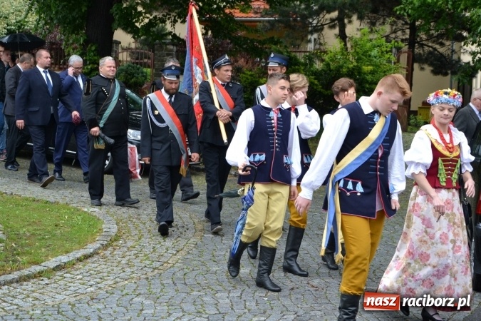 Zdjęcie w galerii na portalu naszraciborz.pl: Tworków. Wspomnienie 200. rocznicy urodzin ks. dra Augustyna Weltzla wiadomości z regionu