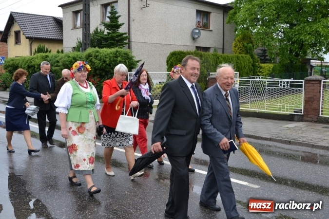 Zdjęcie w galerii na portalu naszraciborz.pl: Tworków. Wspomnienie 200. rocznicy urodzin ks. dra Augustyna Weltzla wiadomości z regionu