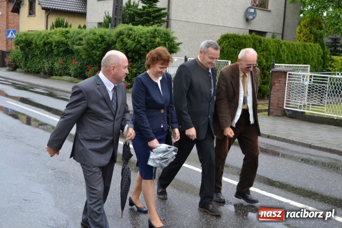 Zdjęcie w galerii na portalu naszraciborz.pl: Tworków. Wspomnienie 200. rocznicy urodzin ks. dra Augustyna Weltzla wiadomości z regionu