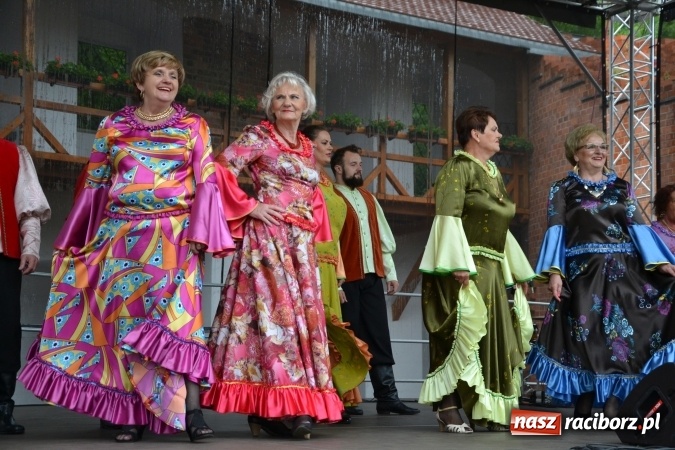 Zdjęcie w galerii na portalu naszraciborz.pl: Zjazd raciborzan na Zamku Piastowskim  wiadomości z regionu