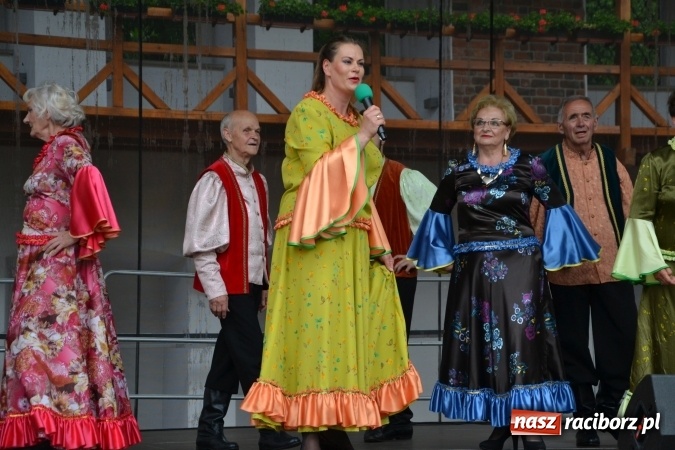 Zdjęcie w galerii na portalu naszraciborz.pl: Zjazd raciborzan na Zamku Piastowskim  wiadomości z regionu