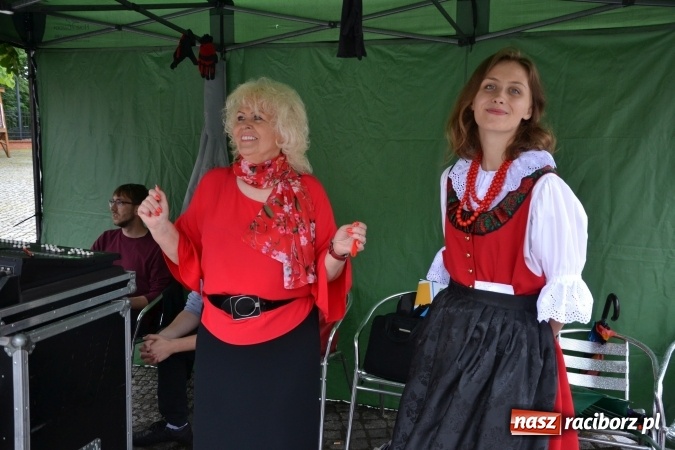 Zdjęcie w galerii na portalu naszraciborz.pl: Zjazd raciborzan na Zamku Piastowskim  wiadomości z regionu