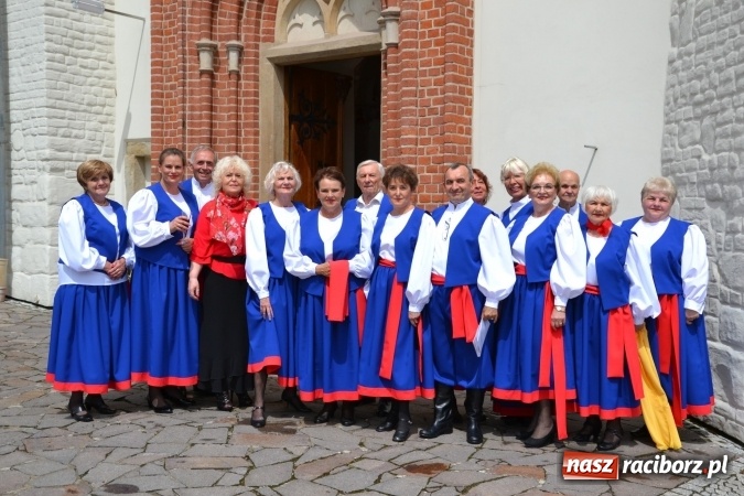 Zdjęcie w galerii na portalu naszraciborz.pl: Zjazd raciborzan na Zamku Piastowskim  wiadomości z regionu