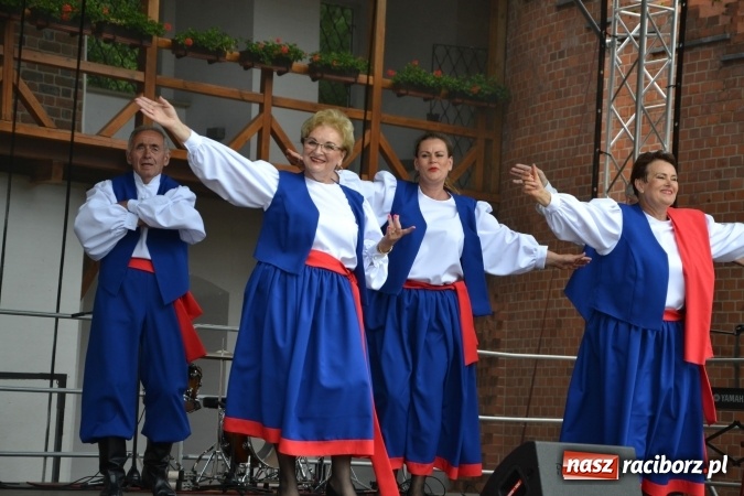 Zdjęcie w galerii na portalu naszraciborz.pl: Zjazd raciborzan na Zamku Piastowskim  wiadomości z regionu
