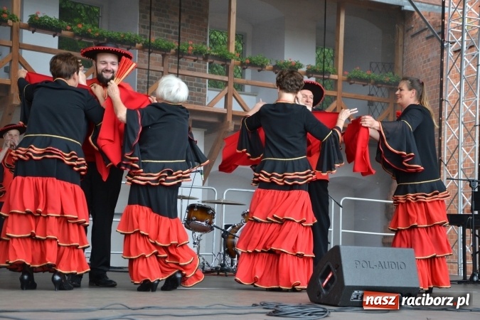 Zdjęcie w galerii na portalu naszraciborz.pl: Zjazd raciborzan na Zamku Piastowskim  wiadomości z regionu