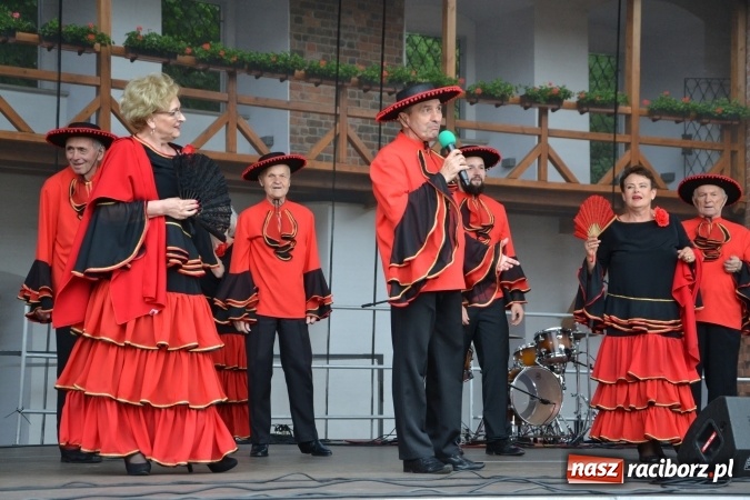 Zdjęcie w galerii na portalu naszraciborz.pl: Zjazd raciborzan na Zamku Piastowskim  wiadomości z regionu