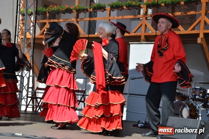 Zdjęcie w galerii na portalu naszraciborz.pl: Zjazd raciborzan na Zamku Piastowskim  wiadomości z regionu