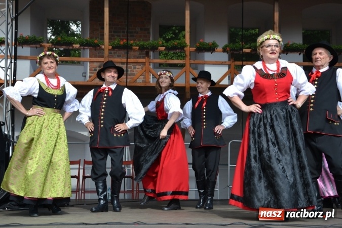Zdjęcie w galerii na portalu naszraciborz.pl: Zjazd raciborzan na Zamku Piastowskim  wiadomości z regionu