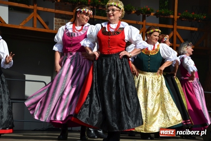 Zdjęcie w galerii na portalu naszraciborz.pl: Zjazd raciborzan na Zamku Piastowskim  wiadomości z regionu