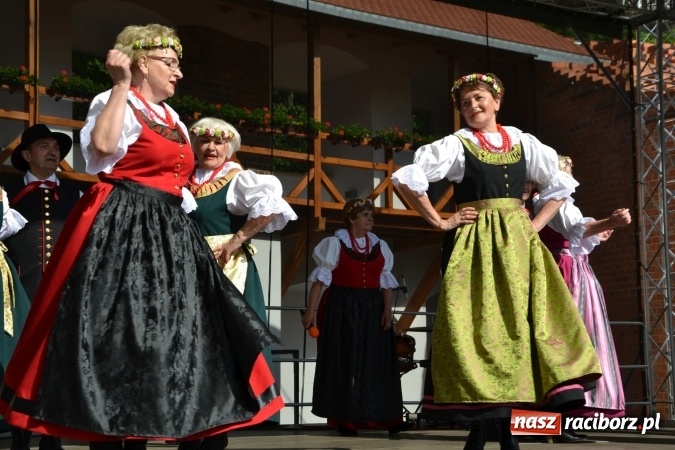 Zdjęcie w galerii na portalu naszraciborz.pl: Zjazd raciborzan na Zamku Piastowskim  wiadomości z regionu