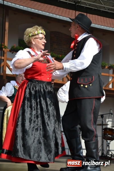 Zdjęcie w galerii na portalu naszraciborz.pl: Zjazd raciborzan na Zamku Piastowskim  wiadomości z regionu