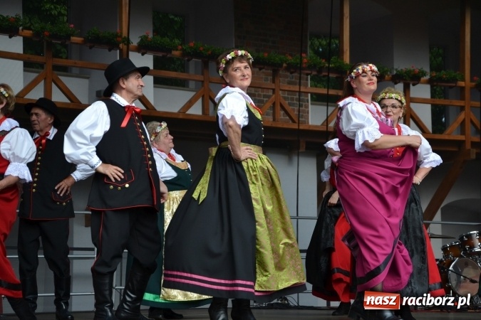 Zdjęcie w galerii na portalu naszraciborz.pl: Zjazd raciborzan na Zamku Piastowskim  wiadomości z regionu