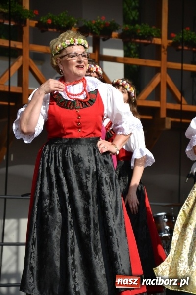 Zdjęcie w galerii na portalu naszraciborz.pl: Zjazd raciborzan na Zamku Piastowskim  wiadomości z regionu