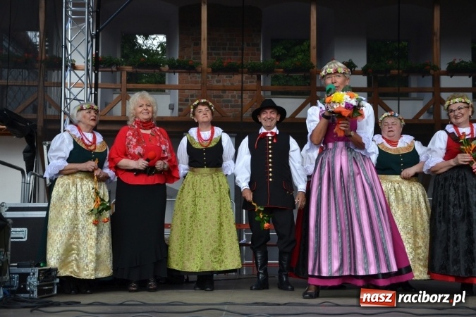 Zdjęcie w galerii na portalu naszraciborz.pl: Zjazd raciborzan na Zamku Piastowskim  wiadomości z regionu