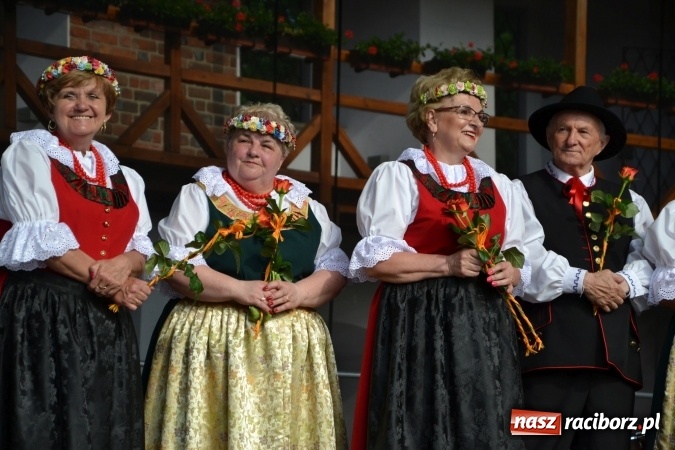 Zdjęcie w galerii na portalu naszraciborz.pl: Zjazd raciborzan na Zamku Piastowskim  wiadomości z regionu