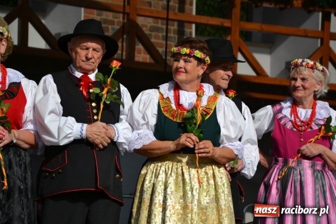 Zdjęcie w galerii na portalu naszraciborz.pl: Zjazd raciborzan na Zamku Piastowskim  wiadomości z regionu