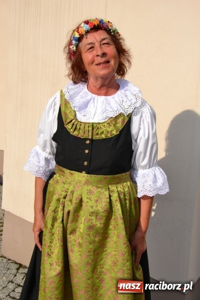 Zdjęcie w galerii na portalu naszraciborz.pl: Zjazd raciborzan na Zamku Piastowskim  wiadomości z regionu