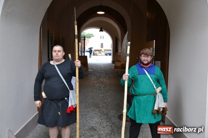 Zdjęcie w galerii na portalu naszraciborz.pl: Zjazd raciborzan na Zamku Piastowskim  wiadomości z regionu