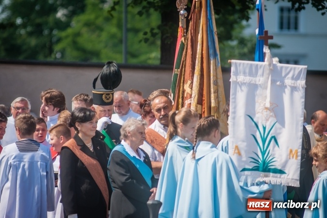 Zdjęcie w galerii na portalu naszraciborz.pl: Złoty jubileusz kapłaństwa ks. Gintera Józefa Kurowskiego wiadomości z regionu
