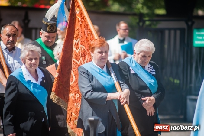 Zdjęcie w galerii na portalu naszraciborz.pl: Złoty jubileusz kapłaństwa ks. Gintera Józefa Kurowskiego wiadomości z regionu