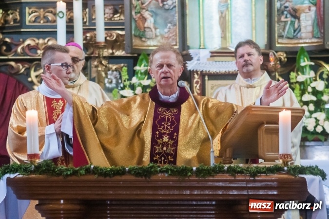 Zdjęcie w galerii na portalu naszraciborz.pl: Złoty jubileusz kapłaństwa ks. Gintera Józefa Kurowskiego wiadomości z regionu
