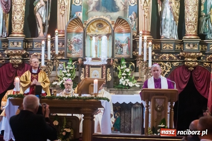 Zdjęcie w galerii na portalu naszraciborz.pl: Złoty jubileusz kapłaństwa ks. Gintera Józefa Kurowskiego wiadomości z regionu