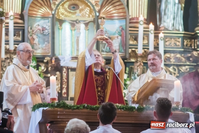 Zdjęcie w galerii na portalu naszraciborz.pl: Złoty jubileusz kapłaństwa ks. Gintera Józefa Kurowskiego wiadomości z regionu