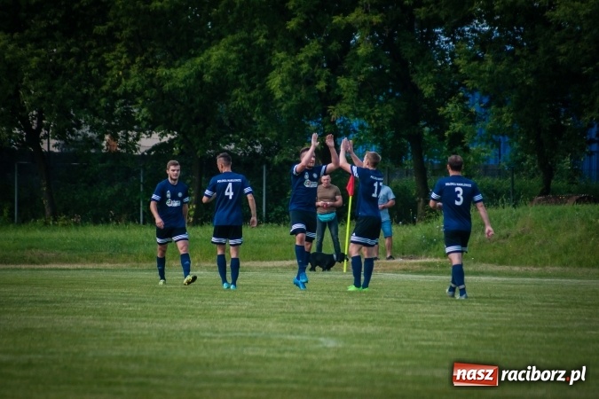Zdjęcie w galerii na portalu naszraciborz.pl: Zmiennicy pociągnęli grę. Rafako pokonało Marklowice wiadomości z regionu