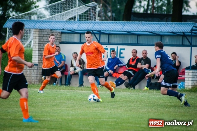 Zdjęcie w galerii na portalu naszraciborz.pl: Zmiennicy pociągnęli grę. Rafako pokonało Marklowice wiadomości z regionu