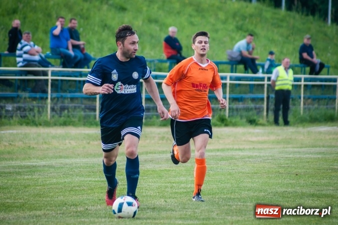 Zdjęcie w galerii na portalu naszraciborz.pl: Zmiennicy pociągnęli grę. Rafako pokonało Marklowice wiadomości z regionu