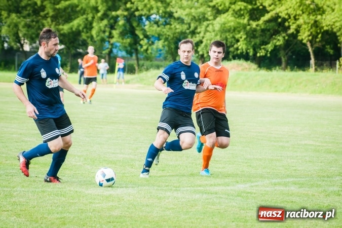 Zdjęcie w galerii na portalu naszraciborz.pl: Zmiennicy pociągnęli grę. Rafako pokonało Marklowice wiadomości z regionu