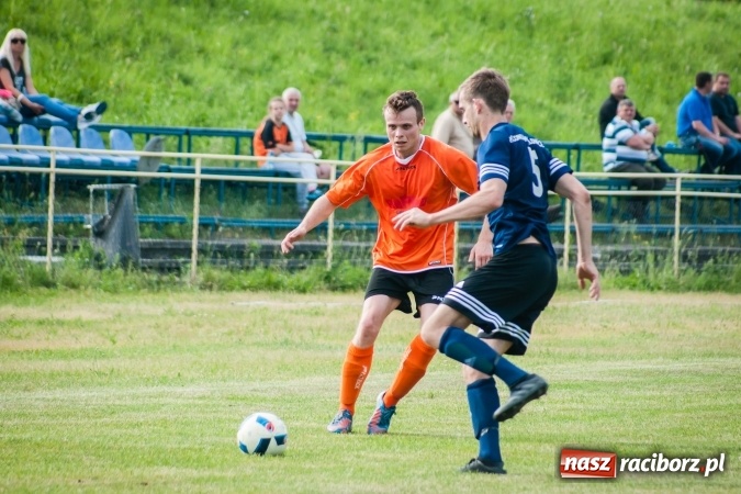 Zdjęcie w galerii na portalu naszraciborz.pl: Zmiennicy pociągnęli grę. Rafako pokonało Marklowice wiadomości z regionu