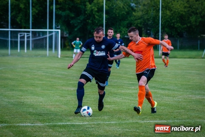 Zdjęcie w galerii na portalu naszraciborz.pl: Zmiennicy pociągnęli grę. Rafako pokonało Marklowice wiadomości z regionu