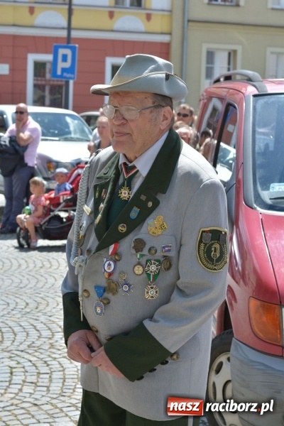 Zdjęcie w galerii na portalu naszraciborz.pl: Nowy król kurkowy pozdrowił raciborzan  wiadomości z regionu