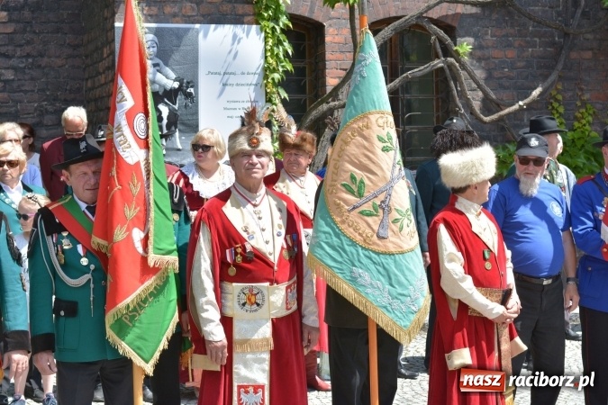 Zdjęcie w galerii na portalu naszraciborz.pl: Nowy król kurkowy pozdrowił raciborzan  wiadomości z regionu