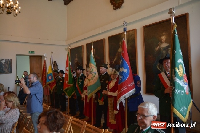 Zdjęcie w galerii na portalu naszraciborz.pl: Nowy król kurkowy pozdrowił raciborzan  wiadomości z regionu